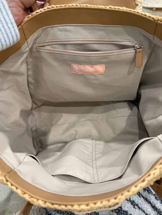 Pamela Munson “Teddy Bag” Neutral Woven Straw Tote Bag with Camel Leather Trim - Picture 3 of 8